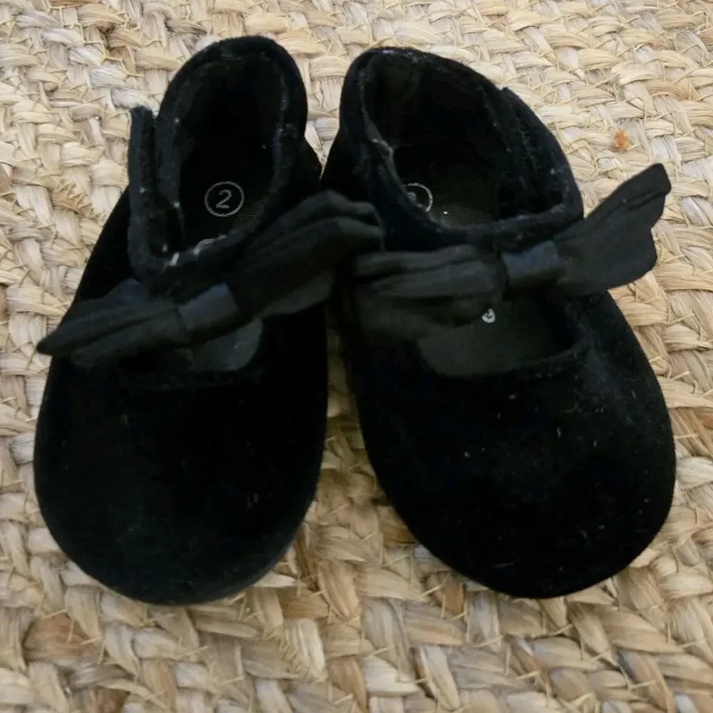 Teeny Toes good preowned